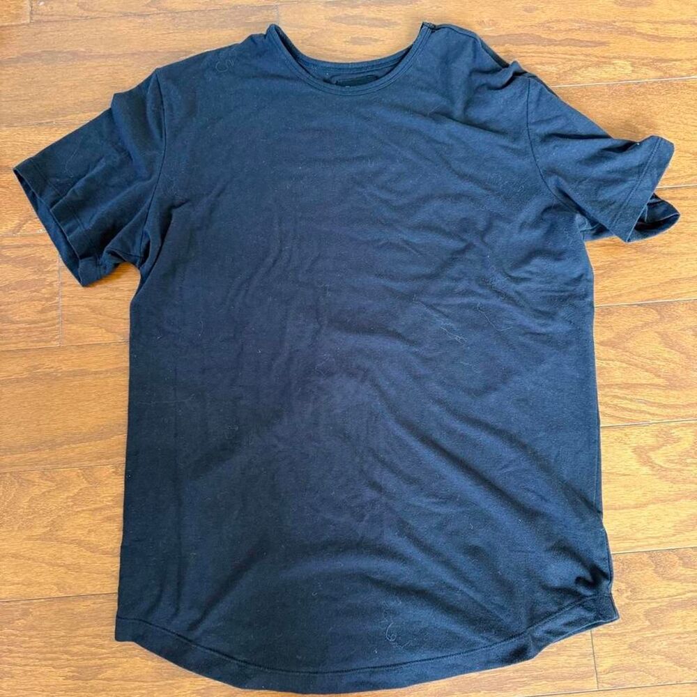Cuts Men's Black T-shirt